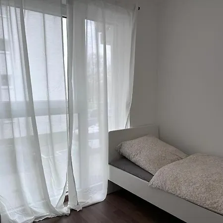 Exklusives Apartment Fuer 5 Personen In Der Naehe Von Frankfurt Hanau Exterior photo